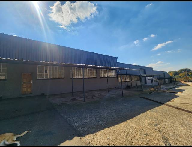 1,800M² WAREHOUSE TO LET IN WADEVILLE
